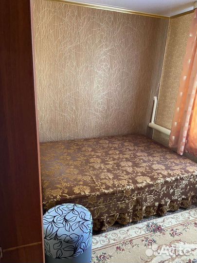 Кровать двухспальная с матрасом