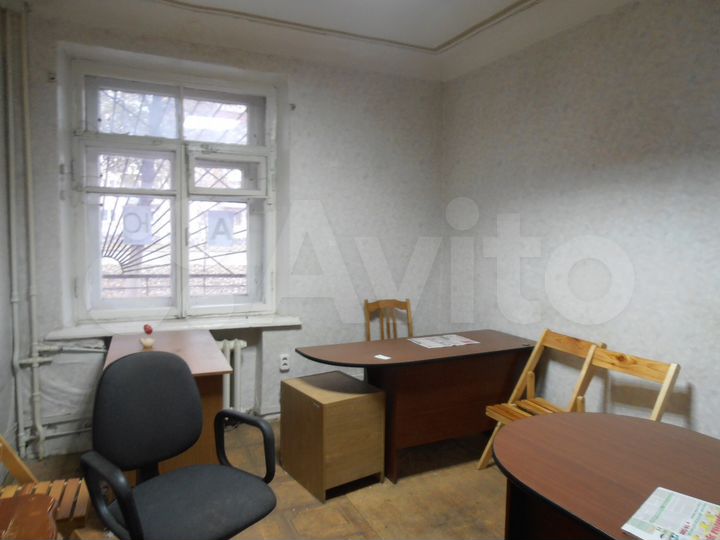 3-к. квартира, 71 м², 1/4 эт.