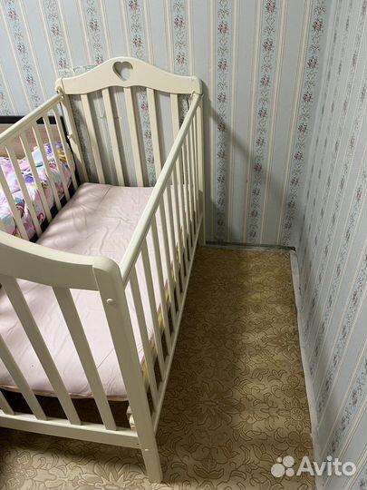 Детская кроватка