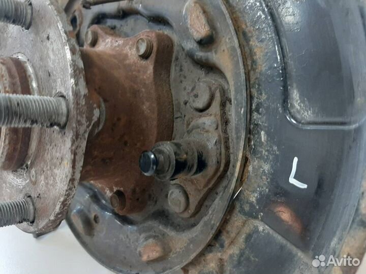 Кулак поворотный задний левый Subaru Impreza G12 2