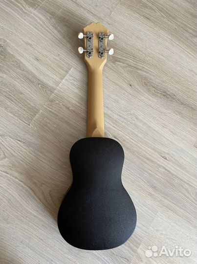 Гитара 6 струнная. Укулеле. Прокат, аренда