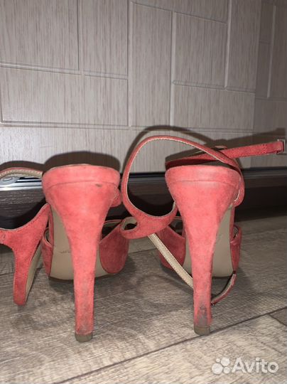 Corso como босоножки 36,5