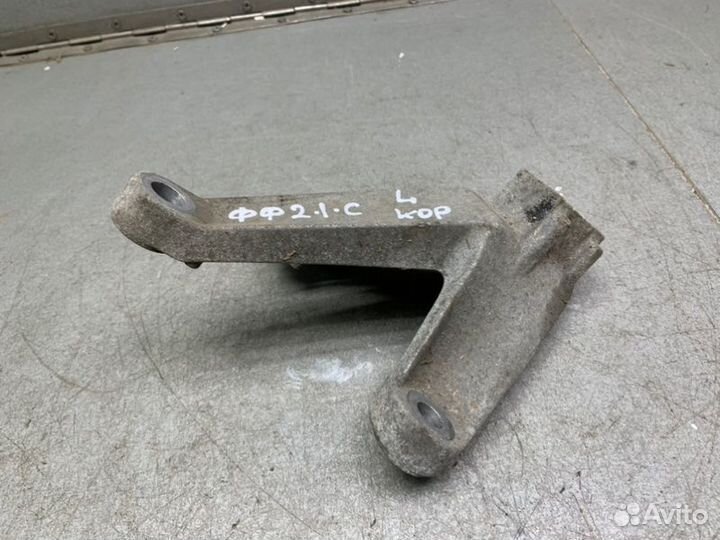 Кронштейн коробки левый Ford Focus 2 седан 1.6