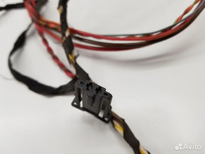 Электропроводка передней правой двери
