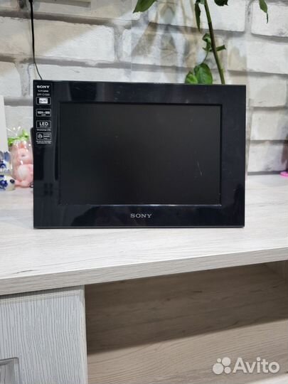 Цифровая фоторамка Sony