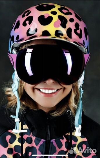 Горнолыжный шлем