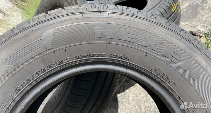 Nexen Roadian CT8 225/75 R16C