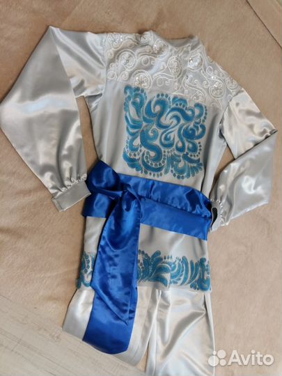 Концертный костюм