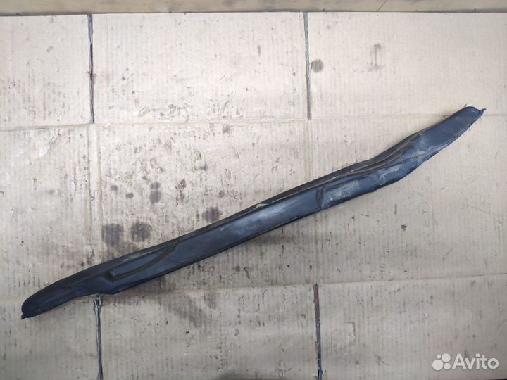 Уплотнитель крыла Chevrolet Aveo Т250 Левый