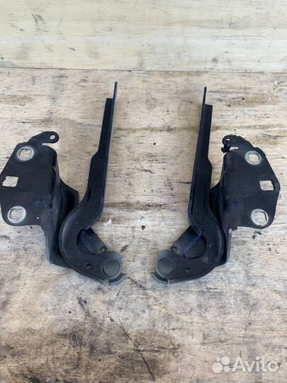 Петли капота VW Passat Cc (2008-2012)