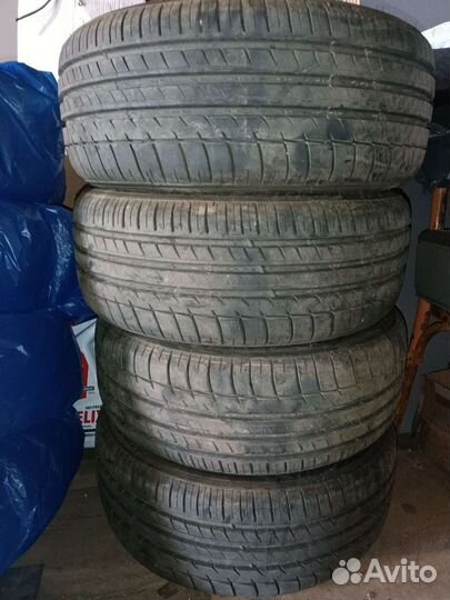 Triangle TH201 215/55 R16