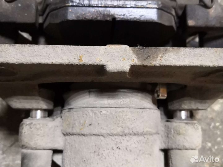 Передние тормозные суппорта Хонда Аккорд 8 2.0