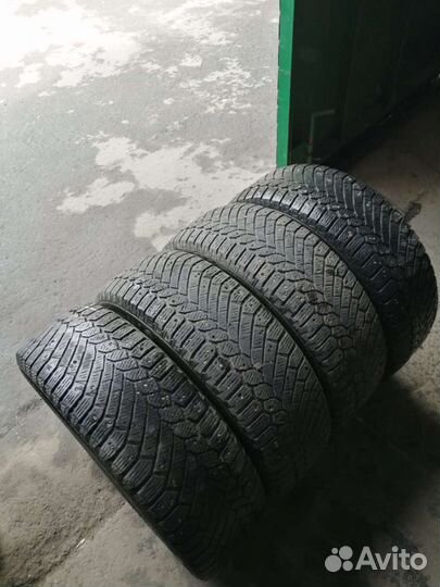 Continental ContiIceContact 4x4 235/60 R18