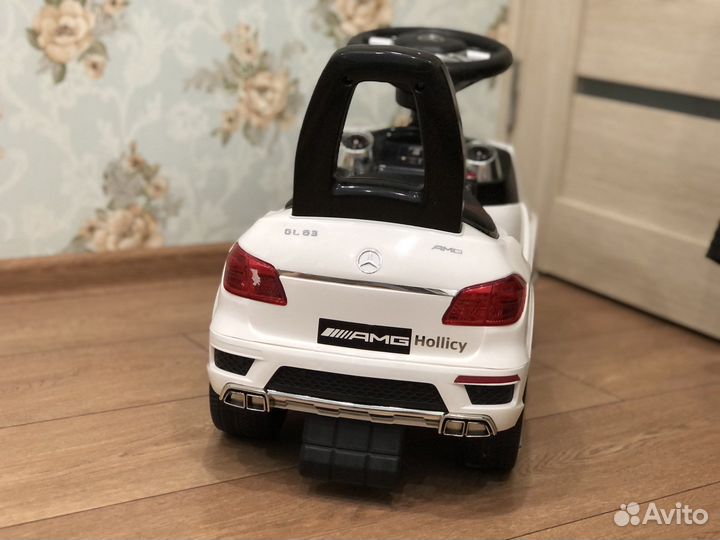 Детский автомобиль машинка-каталка