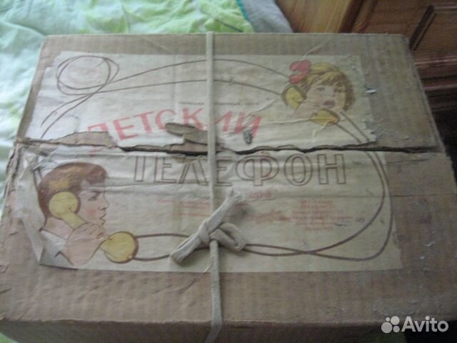 Телефон-игрушка времен СССР
