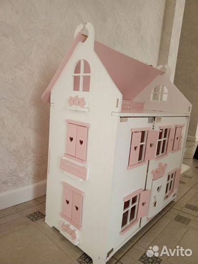 Домик кукольный