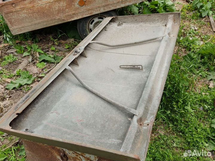 Капот на Волынь