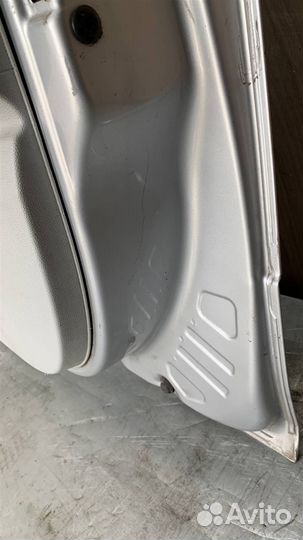 Дверь передняя правая от Skoda Fabia 2007-2015