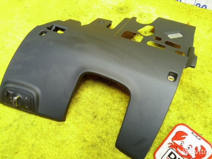 Пластик под руль передний Audi A6/C7 4G2 chva 2011