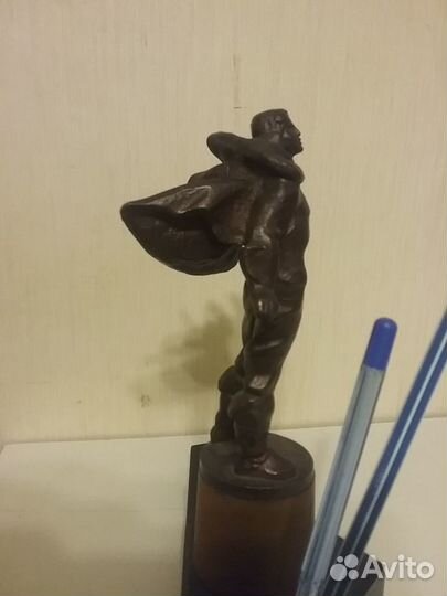 Статуэтка летчик метал.сплав