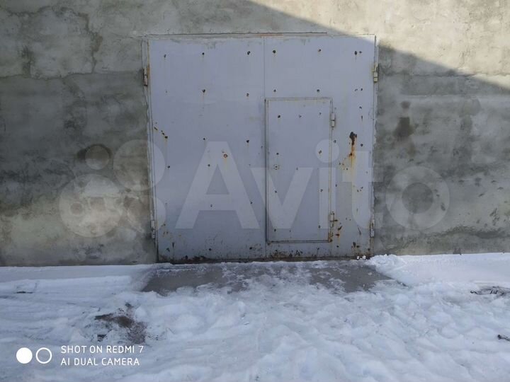 Гараж, > 30 м²