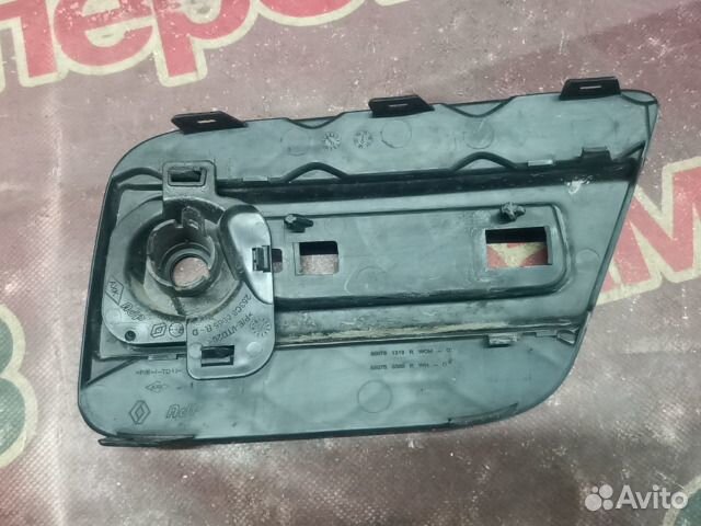 Накладка бампера задняя правая Renault Sandero