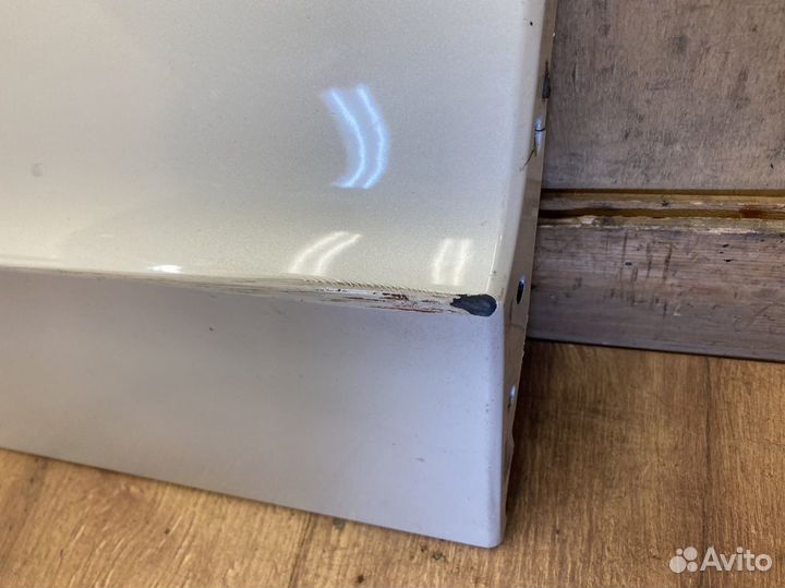 Накладка двери задней правой Vw Touareg 2018+