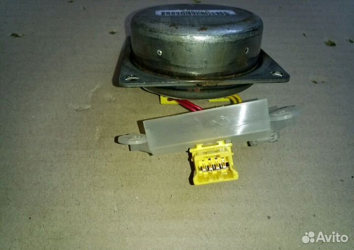 Модуль подушки безопасности Mitsubishi Pajero/Mont