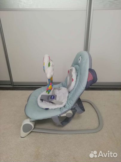 Шезлонг детский chicco