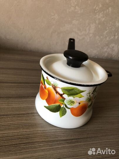 Ковш или чайник эмалированный