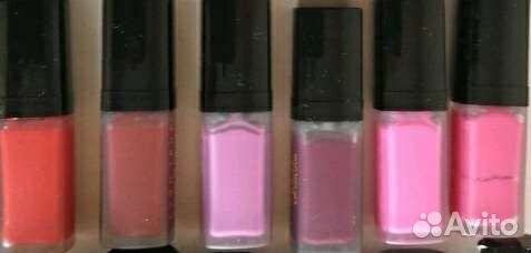 Помады в ассортименте