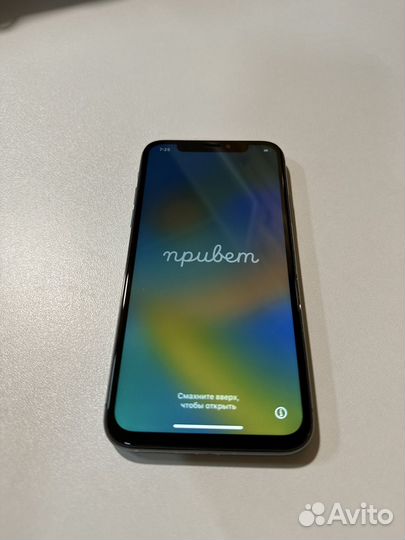 iPhone X, 64 ГБ