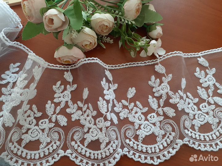 Кружево блюмарин