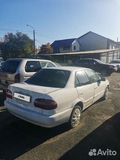 Toyota Corolla 1.5 AT, 1999, 200 000 км
