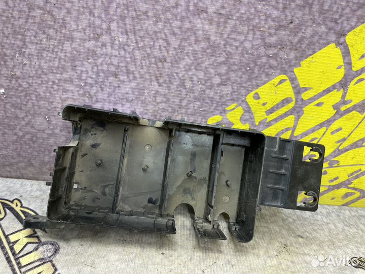 Крышка блока предохранителей двигателя Эпика Epica