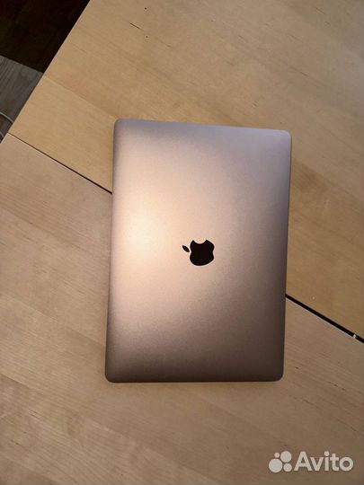 Macbook air 13 2020 i3