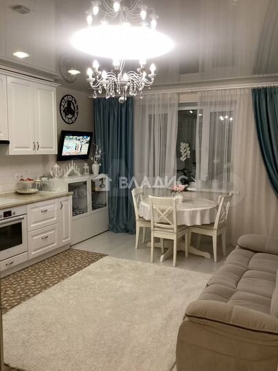 2-к. квартира, 58,5 м², 9/17 эт.