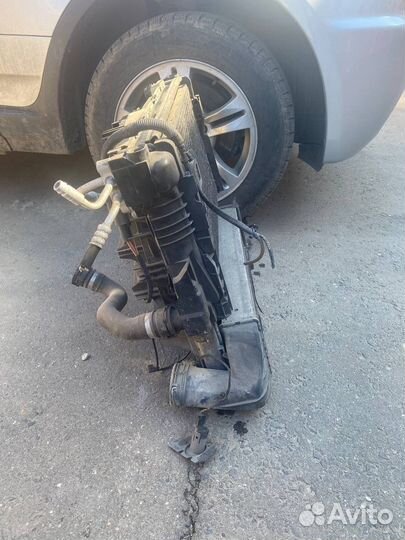 Радиатор BMW X3 e83