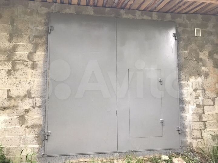 Гараж, > 30 м²