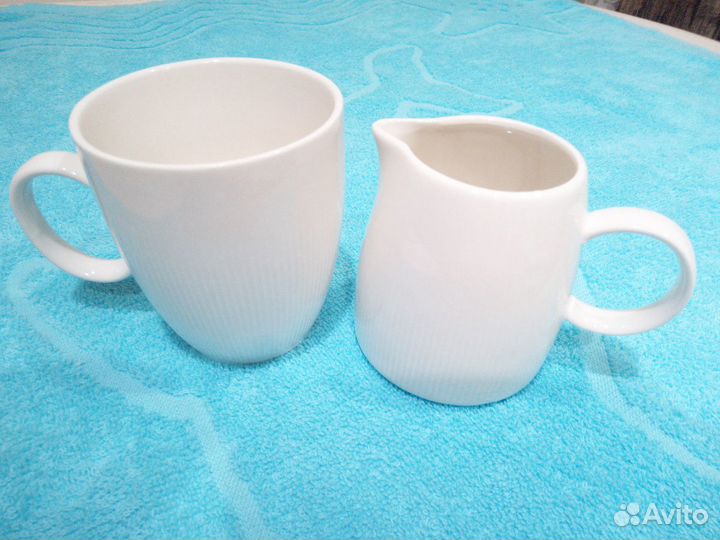 Кружка и сливочник