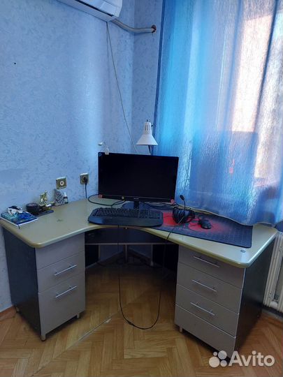 Компьютерный стол бу