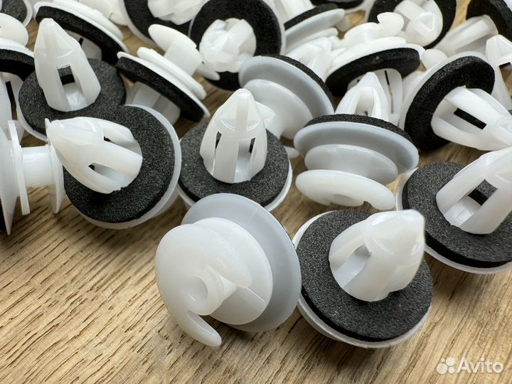 Клипсы дверных карт BMW 50шт