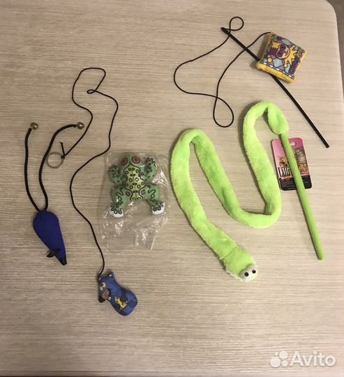 Игрушки для котят