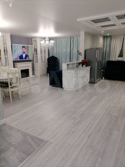 3-к. квартира, 98 м², 10/16 эт.