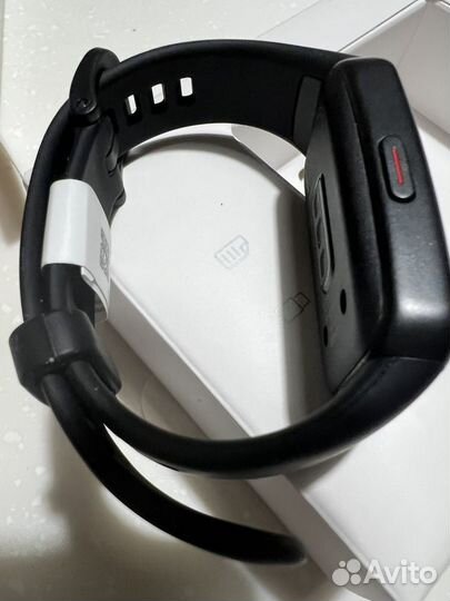 Умные часы Honor Band 6