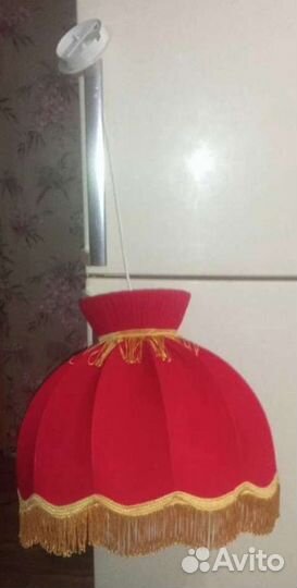 Абажуры - лампы,стол,стул