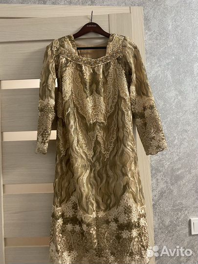 Нарядное националькое платье 44 46