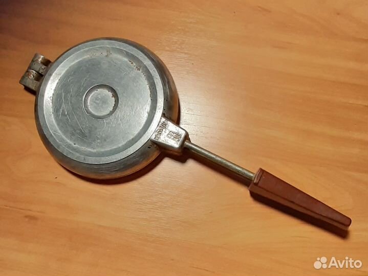 Вафельница орешница СССР