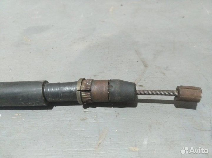 Трос стояночного тормоза LADA Granta седан 1 2013