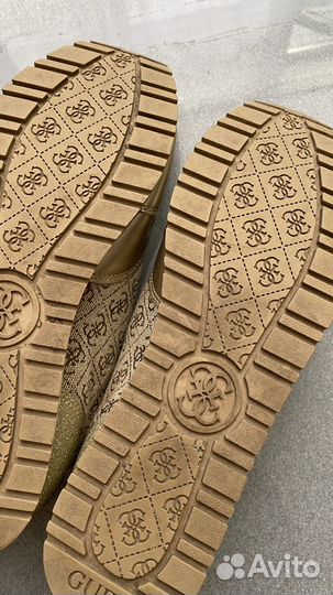 Кроссовки женские Guess 38